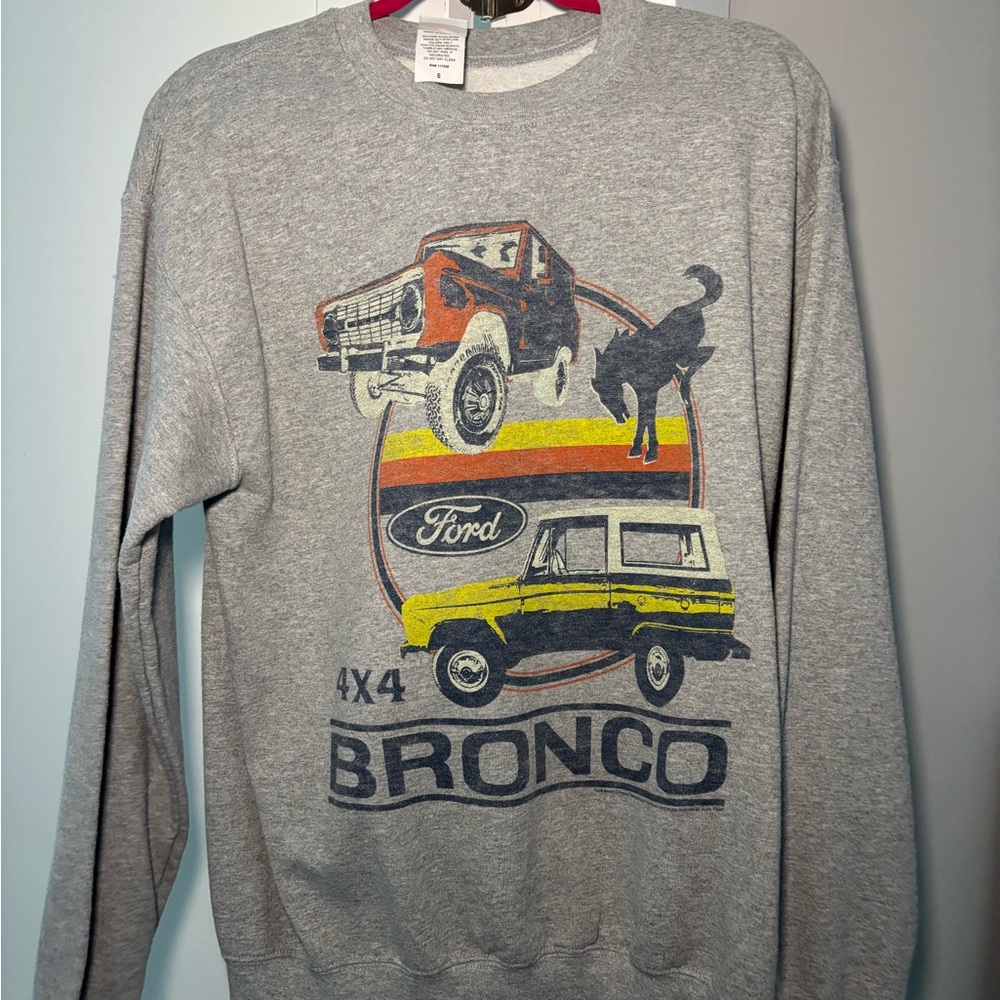 Altar'd State Gray Crewneck Sweatshirt